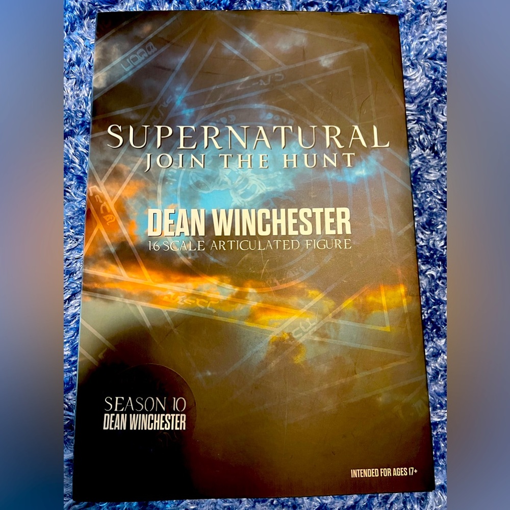 Dean Winchester Season 10 1:6 scale articulated figure